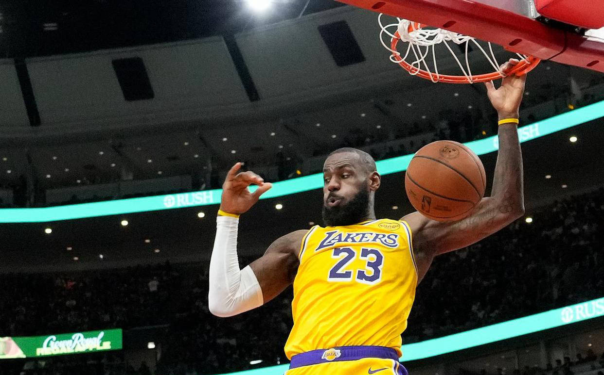 NBA球员赛季表现不俗,关注度逐渐提升 NBA球员赛季表现不俗,关注度逐渐提升