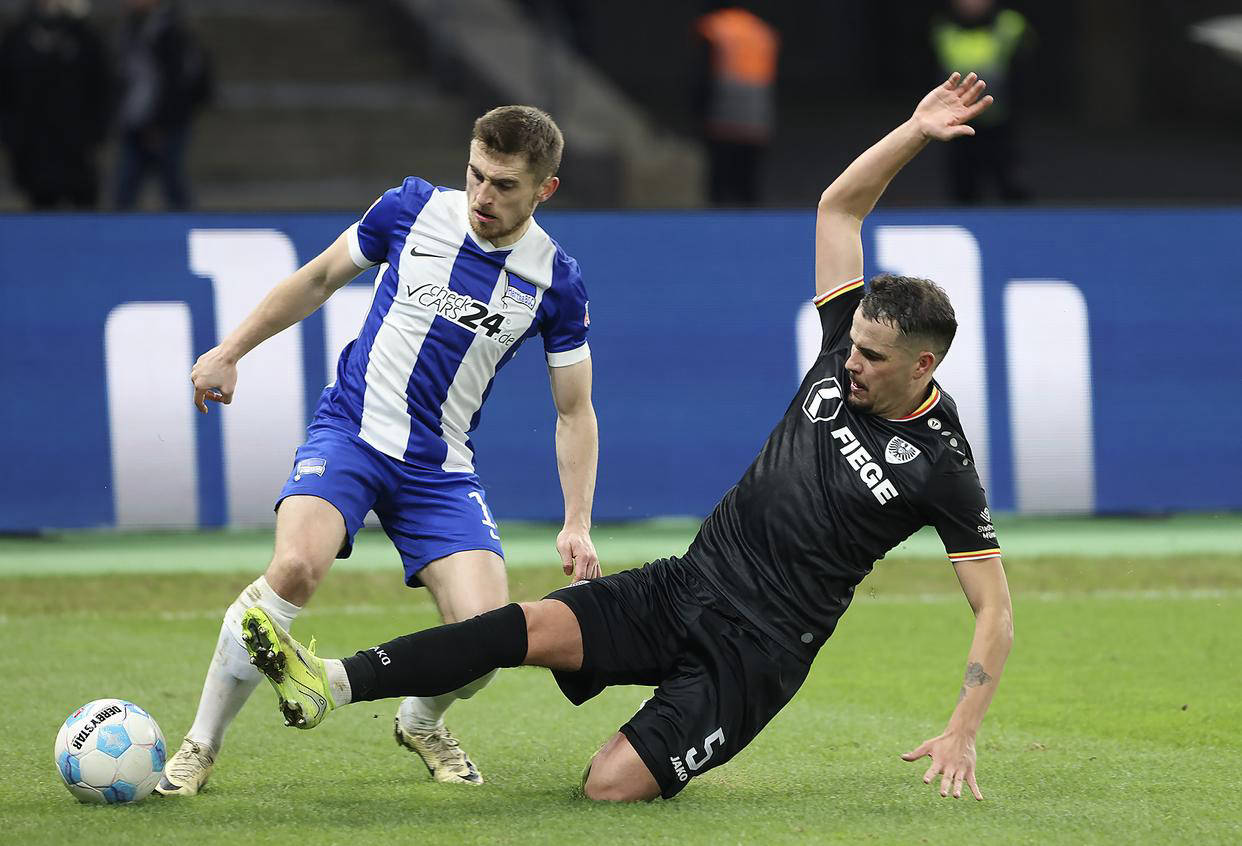 柏林赫塔不敌对手，陷入保级泥潭