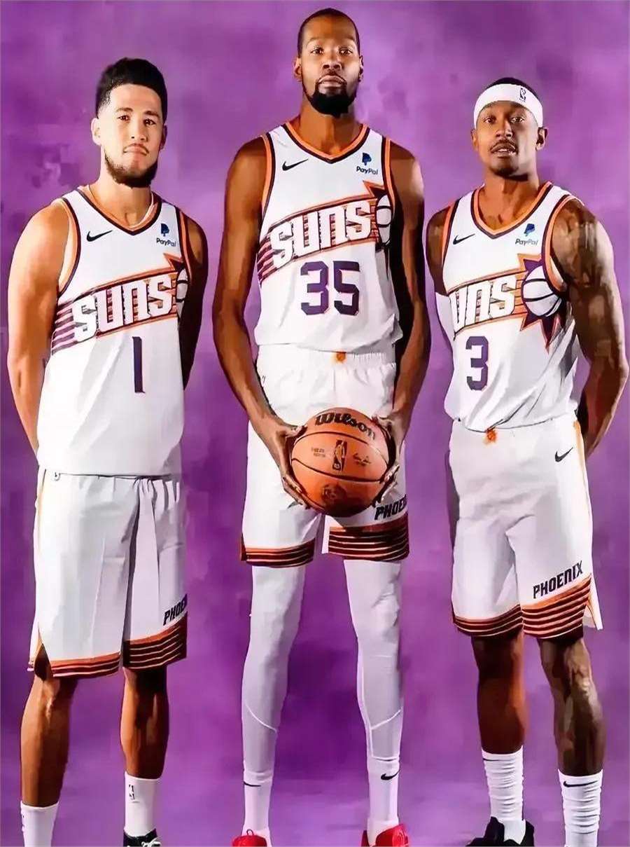 史文都城队在比赛中打出精彩表现的简单介绍