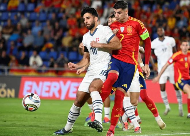 开云体育下载-看点十足！欧国联赛最精彩的比赛时刻回顾