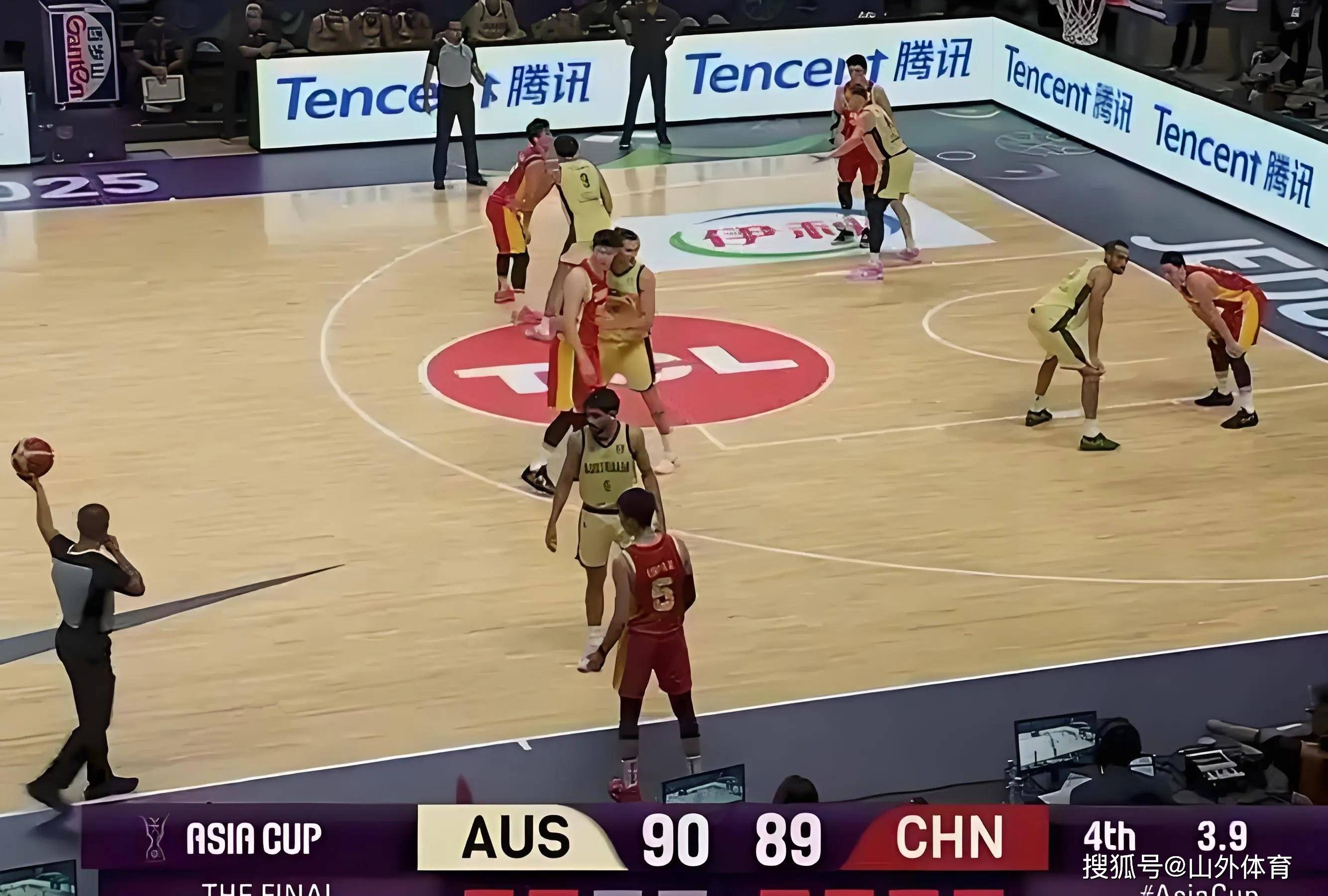 热闹一幕！国内顶尖体育赛事激烈决胜