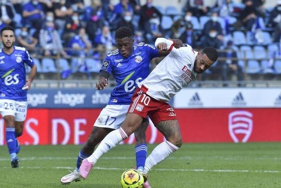 包含里昂主场告负斯特拉斯堡，遭遇挫折的词条