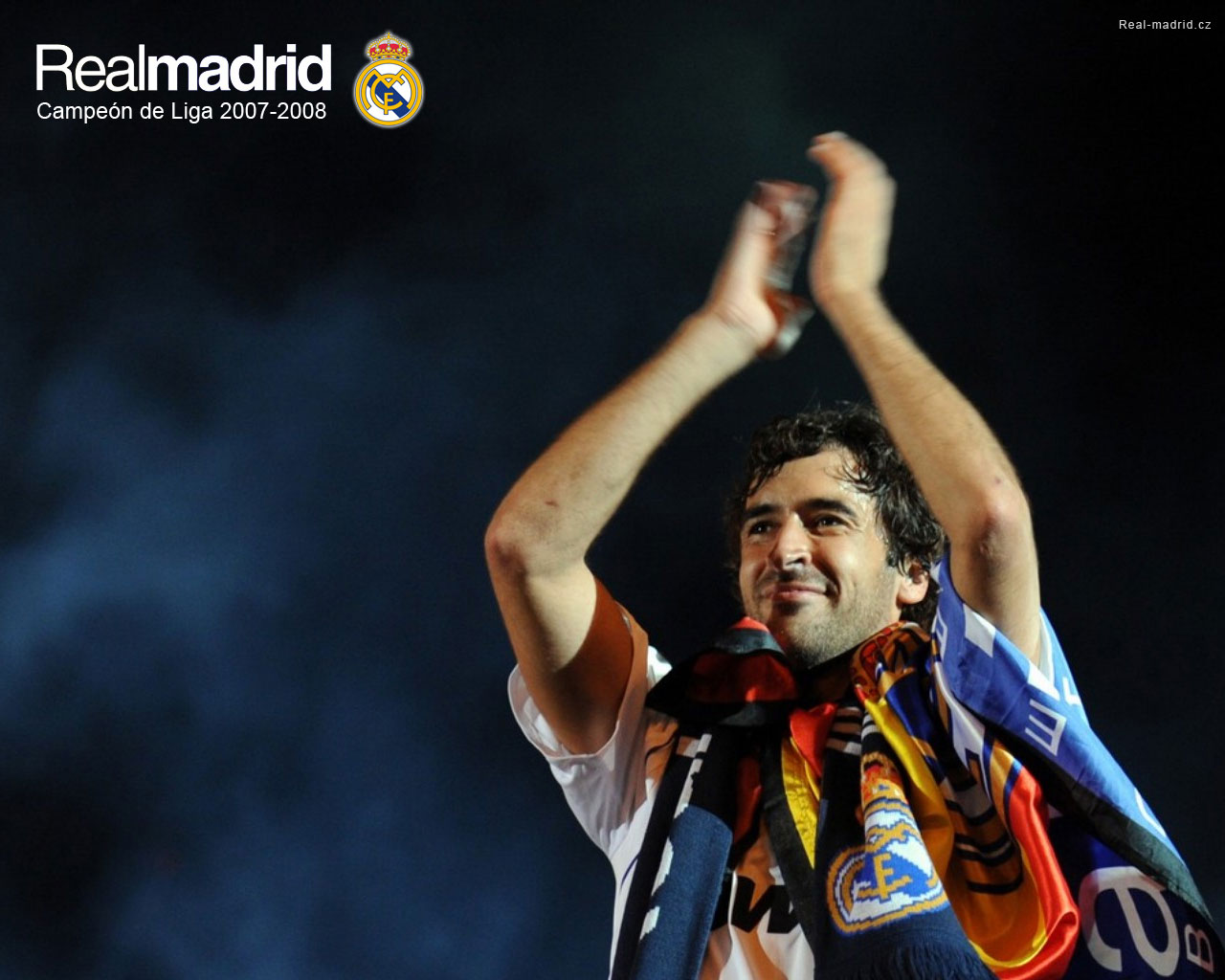 阿贾克斯再胜RealMadrid,晋级之路更近 阿贾克斯再胜RealMadrid,晋级之路更近