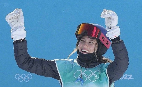 关于瑞典田径运动员刷新纪录，喜获奖牌的信息