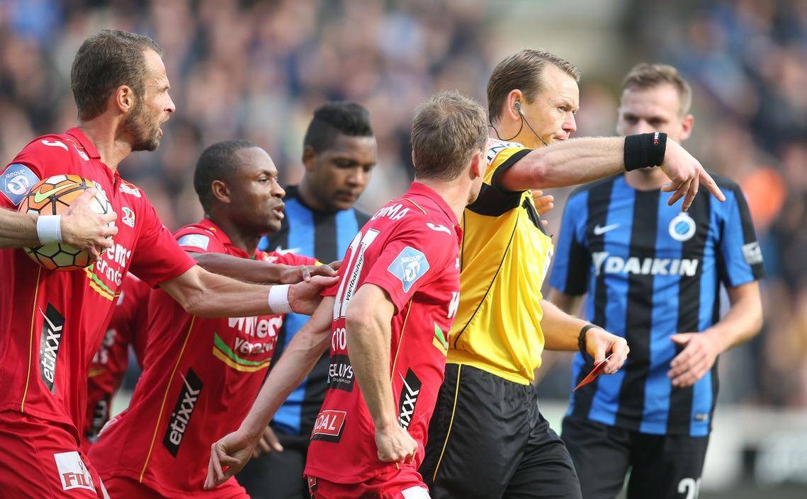 昂热队员受伤，影响球队战绩