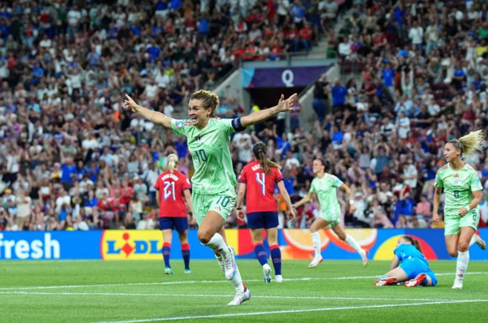 包含意大利女足再破记录,创造新的胜利的词条 包含意大利女足再破记录,创造新的胜利的词条