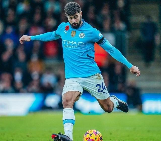 曼联主场1-0击败伯恩茅斯,继续保持联赛不败纪录 曼联主场1-0击败伯恩茅斯,继续保持联赛不败纪录