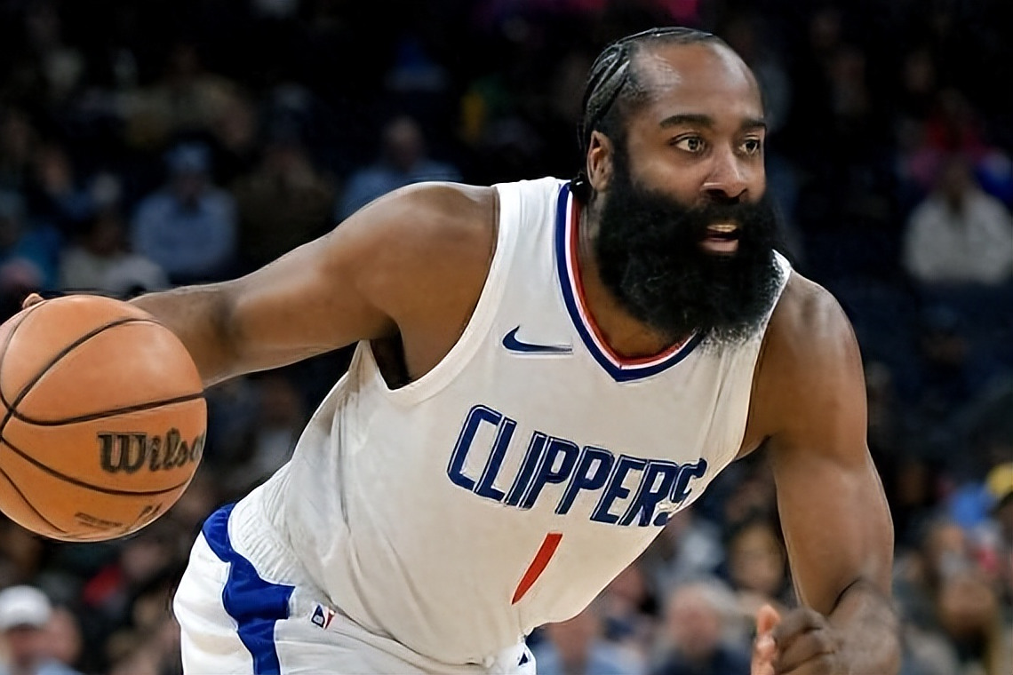 快船大胜魔术，乔治复出砍下25分