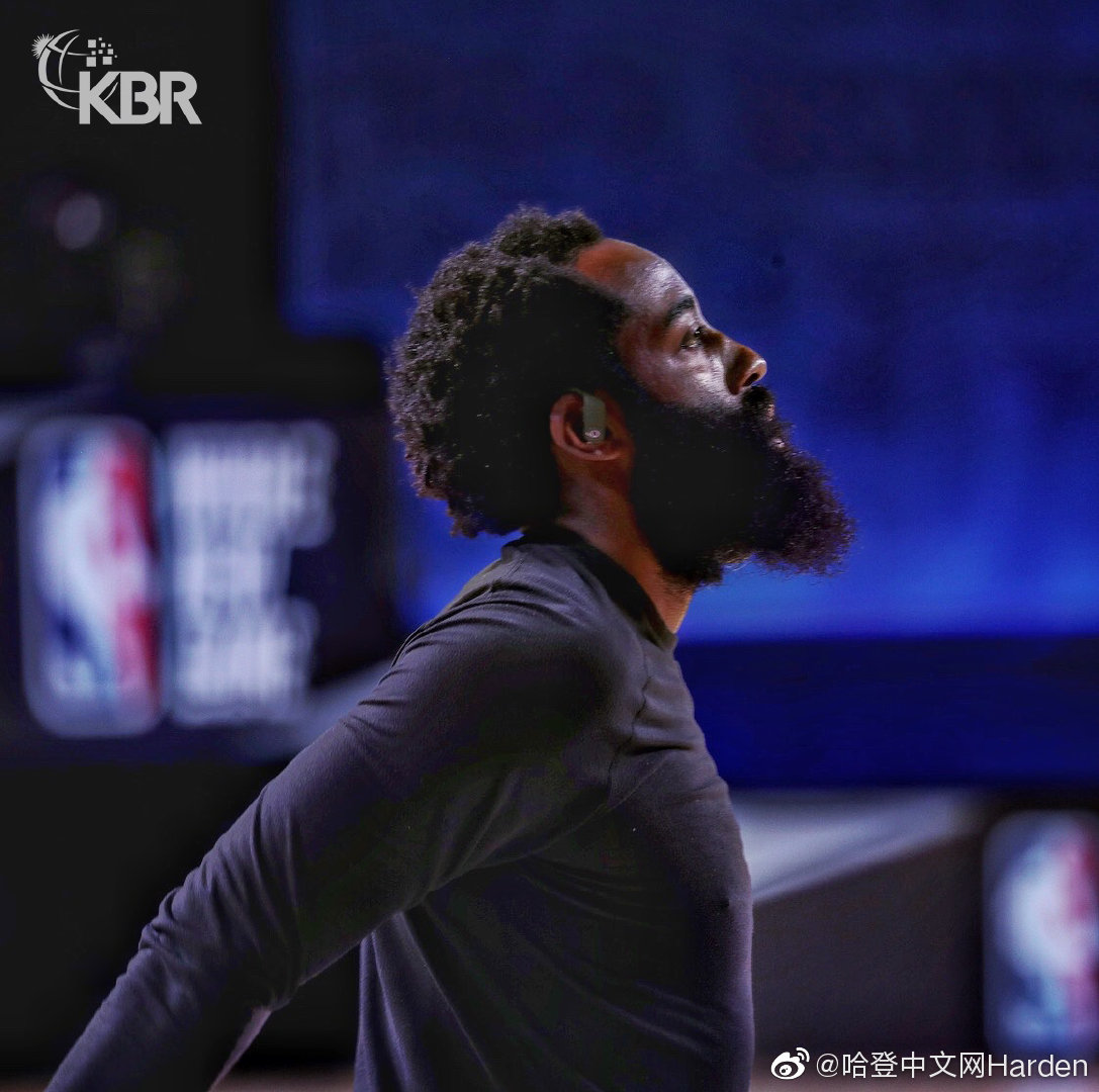 火箭沉浸败深沉！绿军11分半豪取胜利