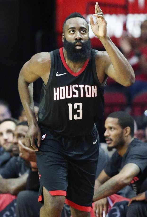 火箭逆转勇士，固守胜利保持不败