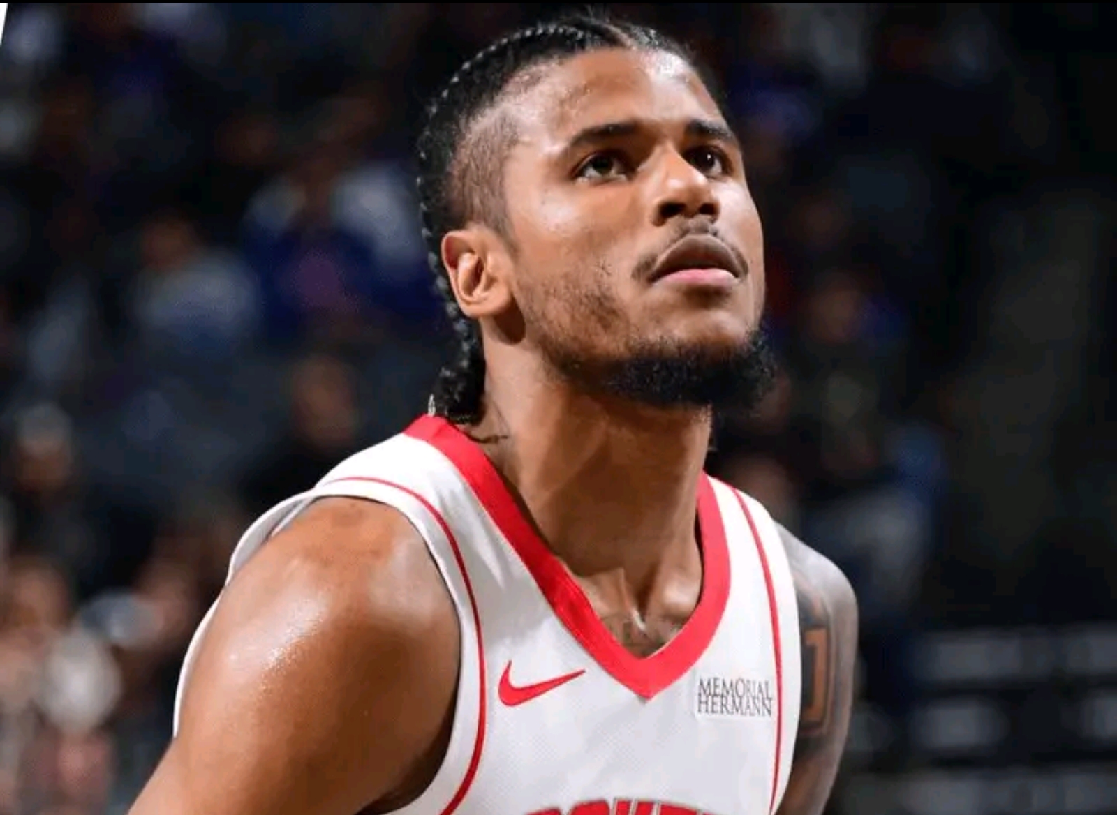 快船击败火箭，火箭难以反击