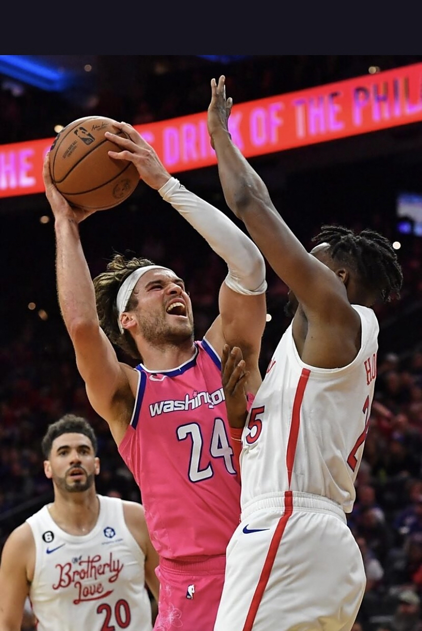 开云体育官方网站-76人击败奇才，取得三连胜